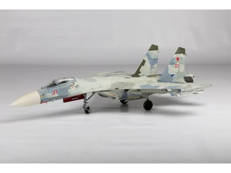 Trumpeter Su-27Ub Flanker-C 1:32 - Tr02270 2