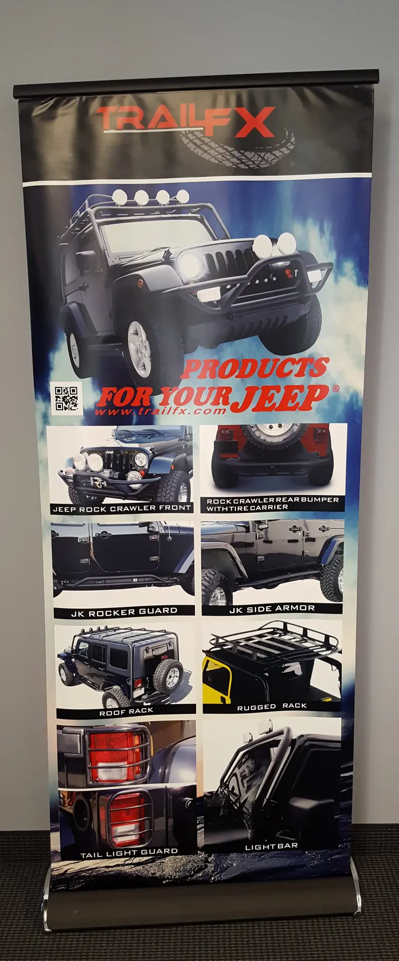 Trailfx Tfx9002 Soft Tri-Fold Tonneau Cover With Display Stand 1